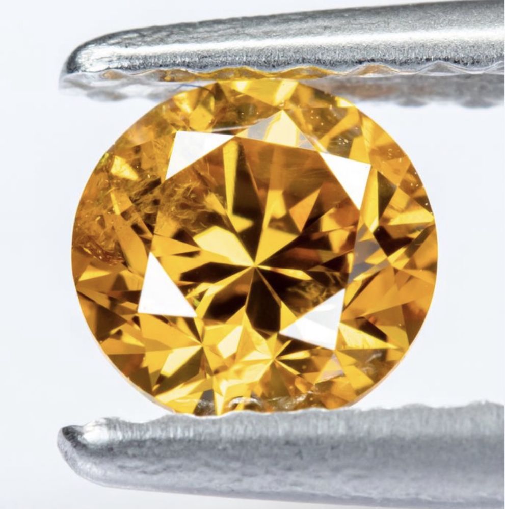 Diamant 0.41 ct Fancy Vivid Orange-Yellow