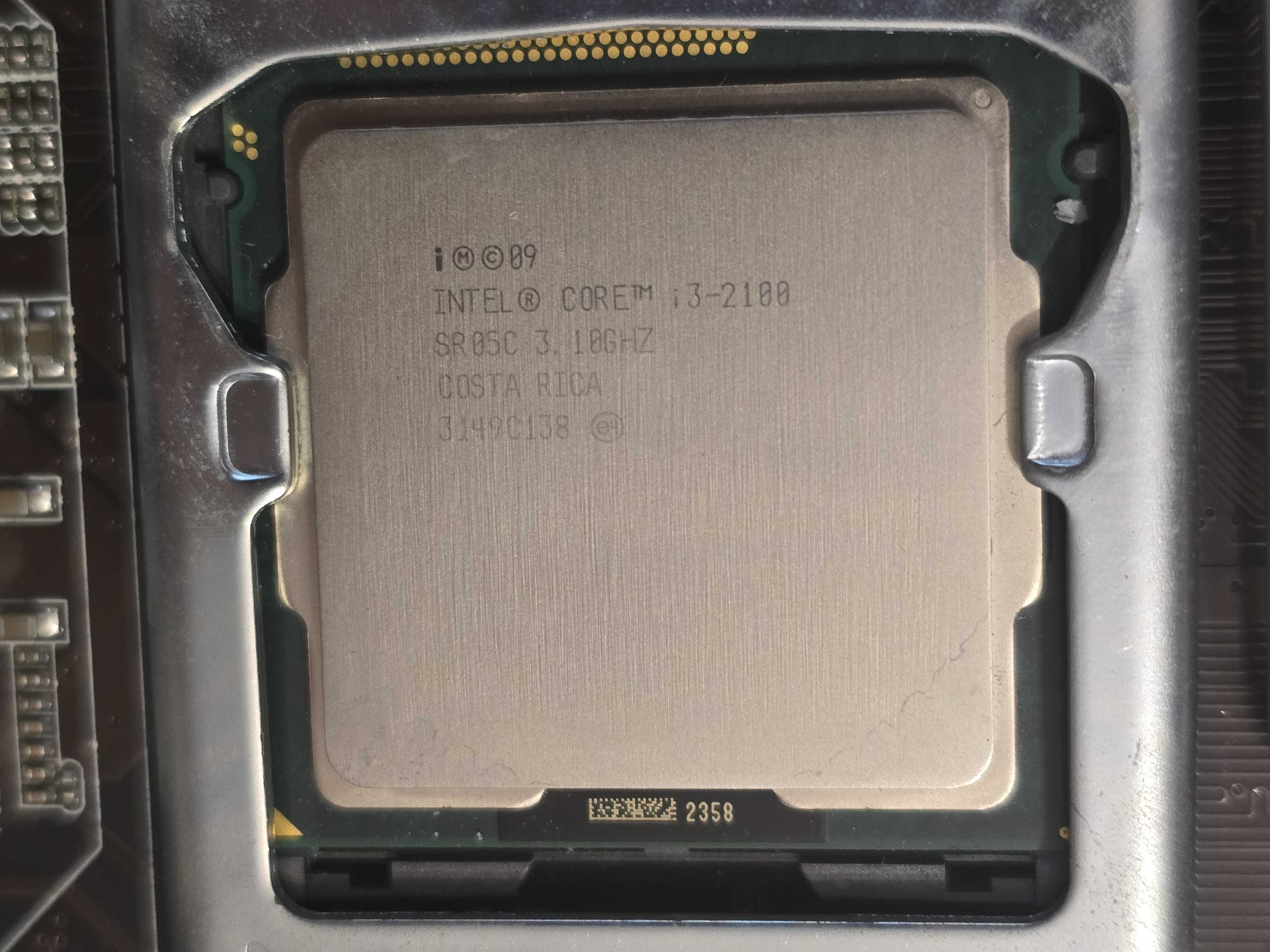 Placa de baza Asrock H61M-VS, LGA1155, DDR3 + procesor I3 2100