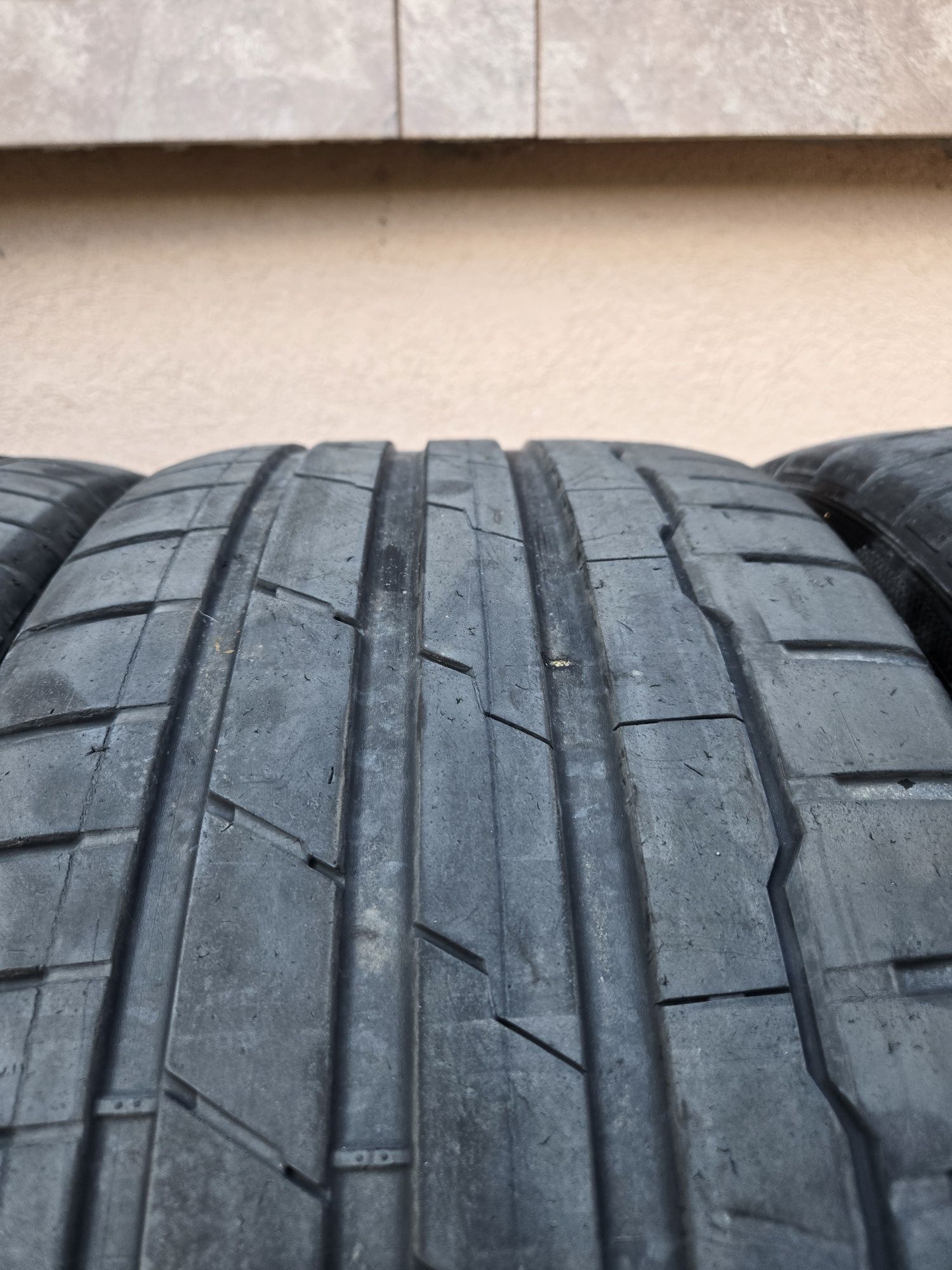 Летни гуми HANKOOK Ventus S1 evo 275/35/21, DOT0122
