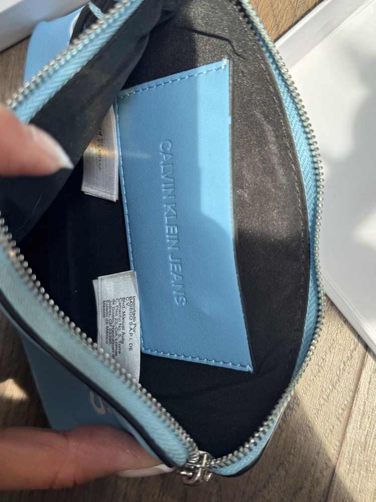 Малка чанта/портмоне Calvin Klein