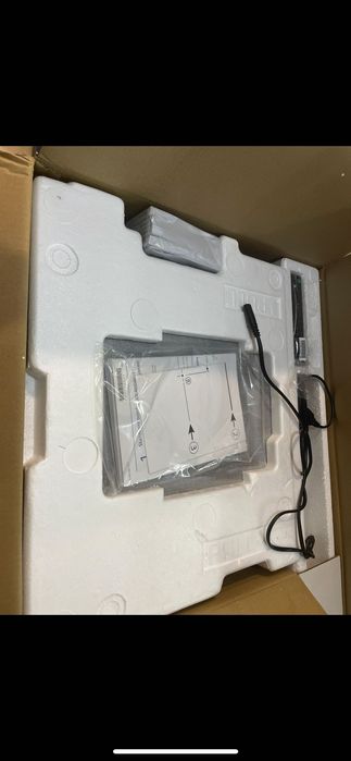 саундбар Sony HT-G700.  ЧИСТО НОВ