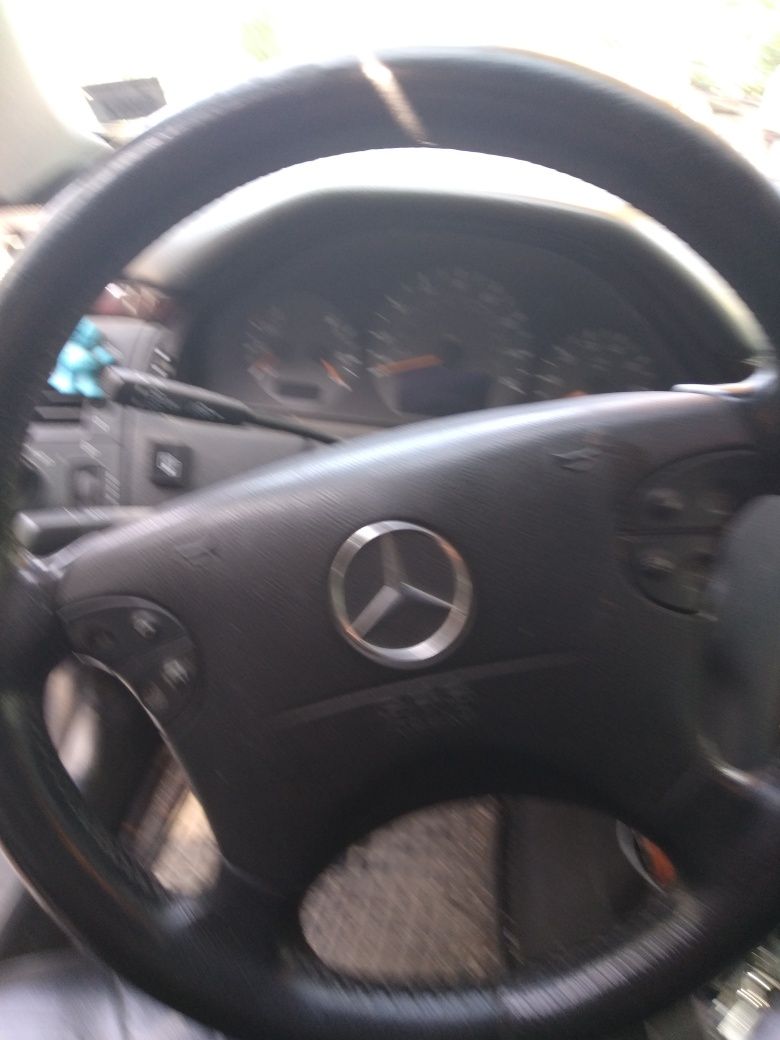 Mercedes E200 Kompressor