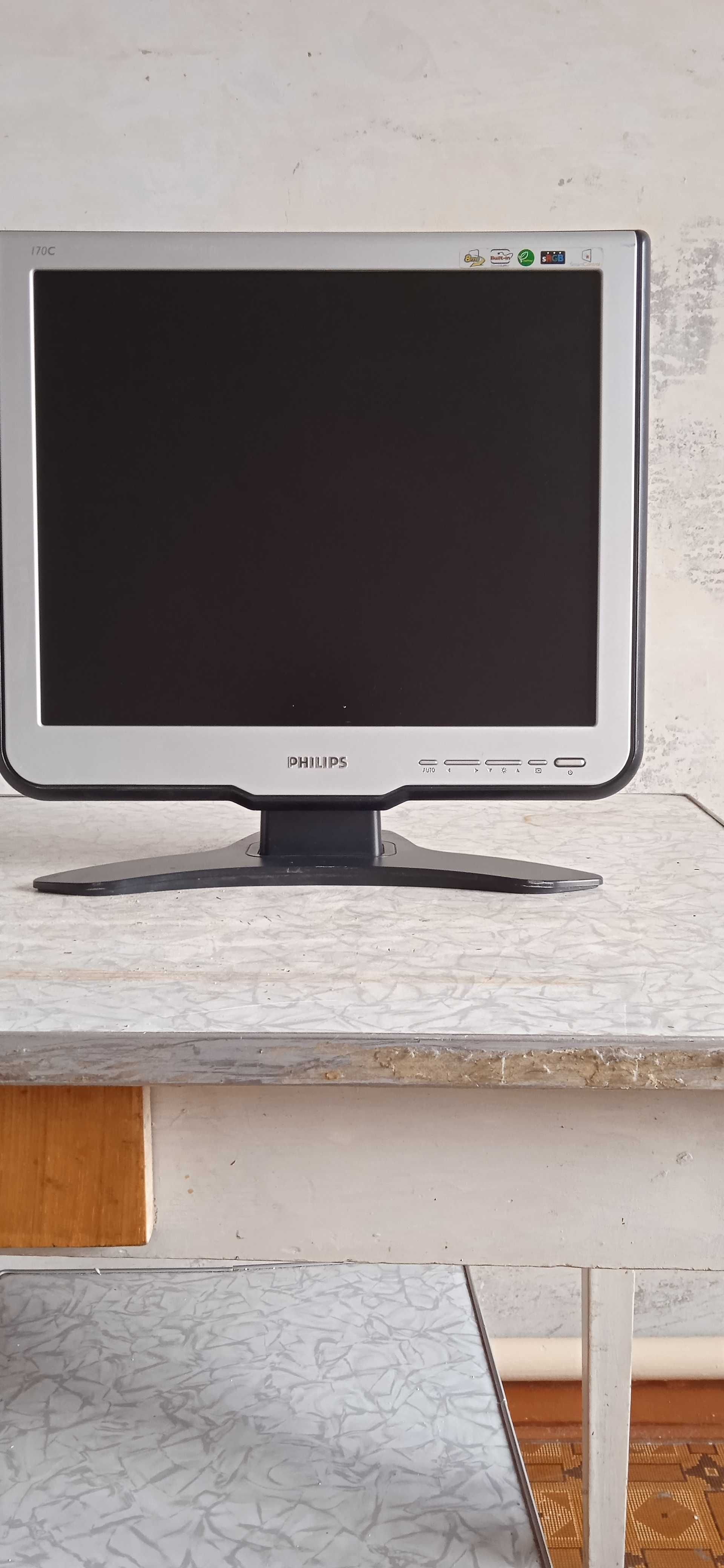 Монитор Samsung SyncMaster 740N   Монитор Philips 170c