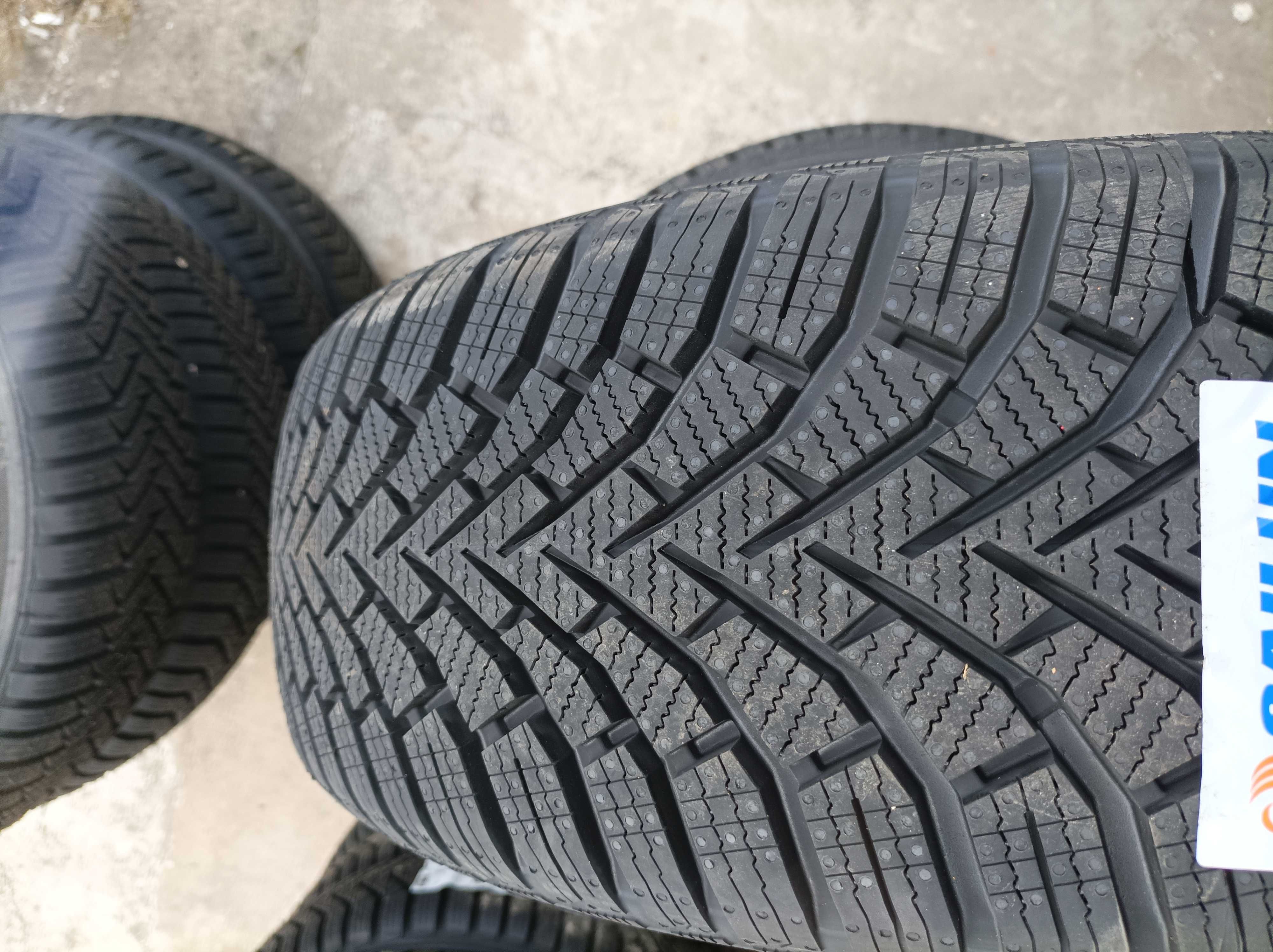 Продавам нови зимни гуми 195/65R15 Sailun alpine - 104,00 лв/бр