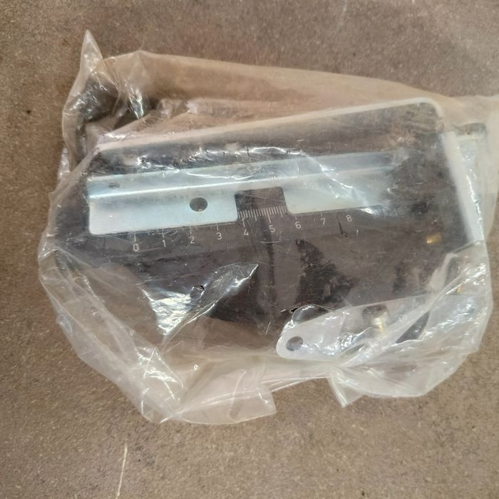 Оберфреза Bosch POF 50 Нова!