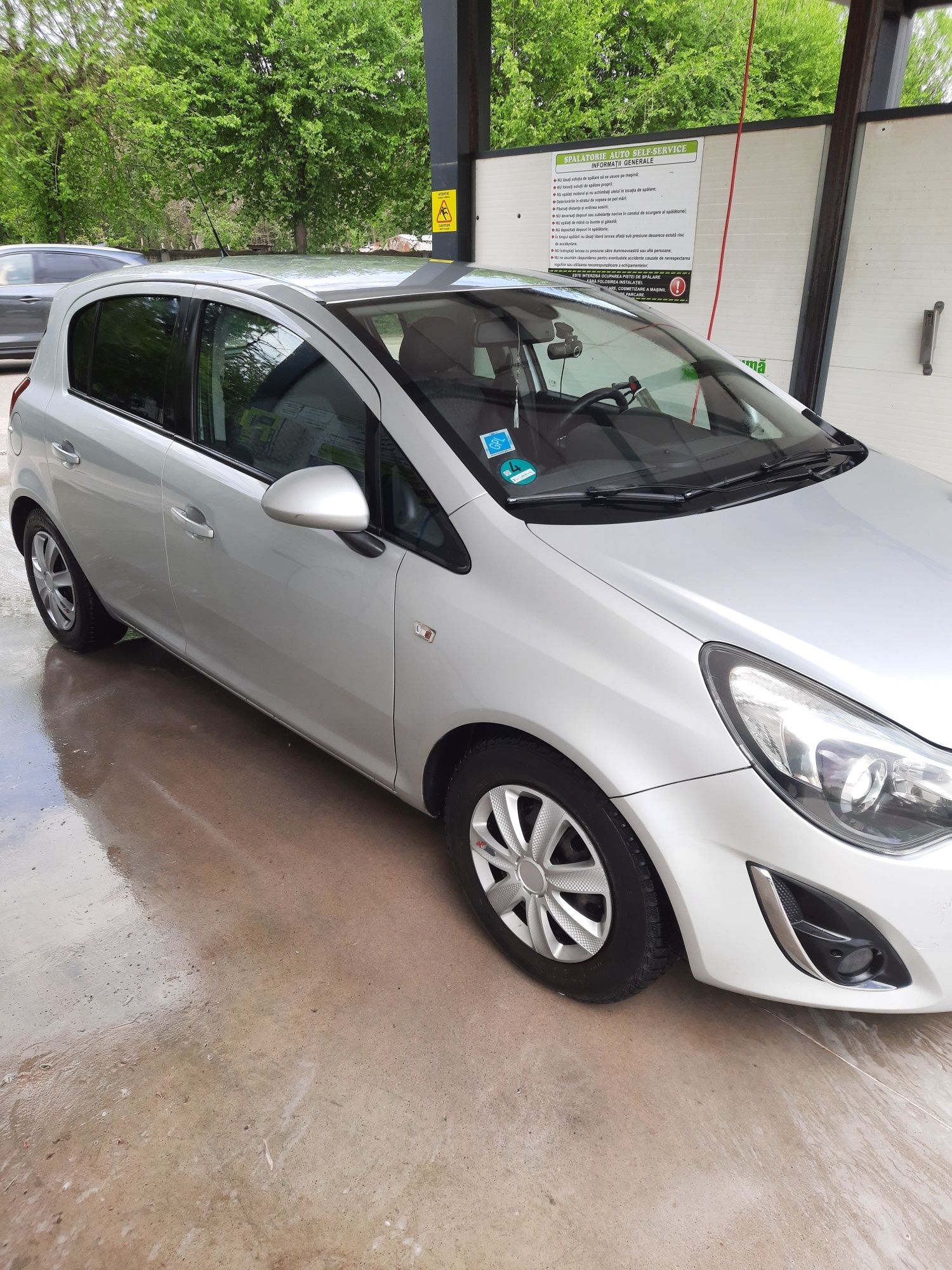 Vând Opel Corsa 2013