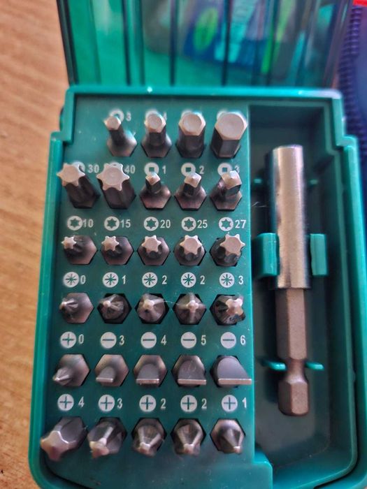 Set de biti cu surubelnita