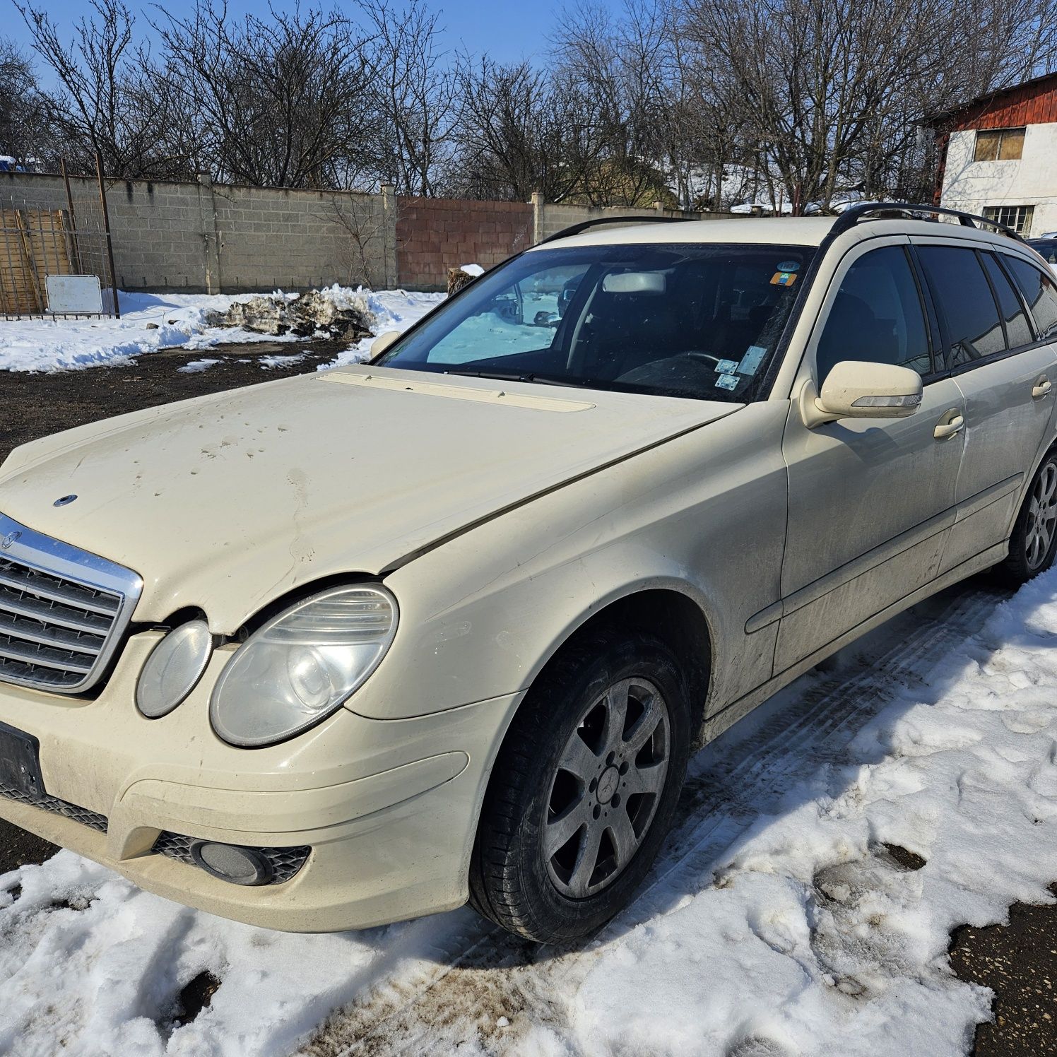 Мерцедес е200cdi
