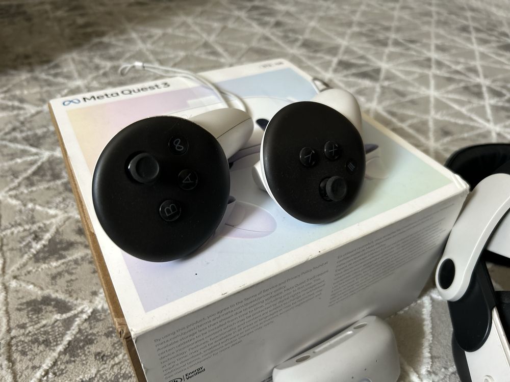 Продам Meta Quest 3 512gb
