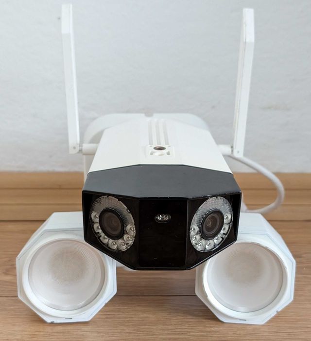 Vand REOLINK Duo, 400 RON stare buna