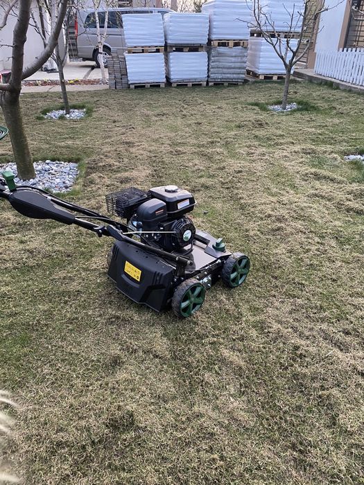 Scarificator, aerator gazon