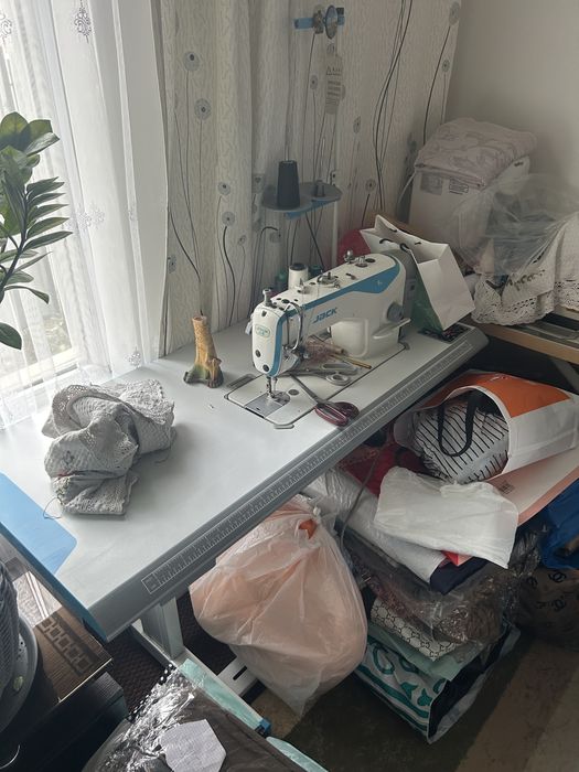 Швейная машина и оверлок