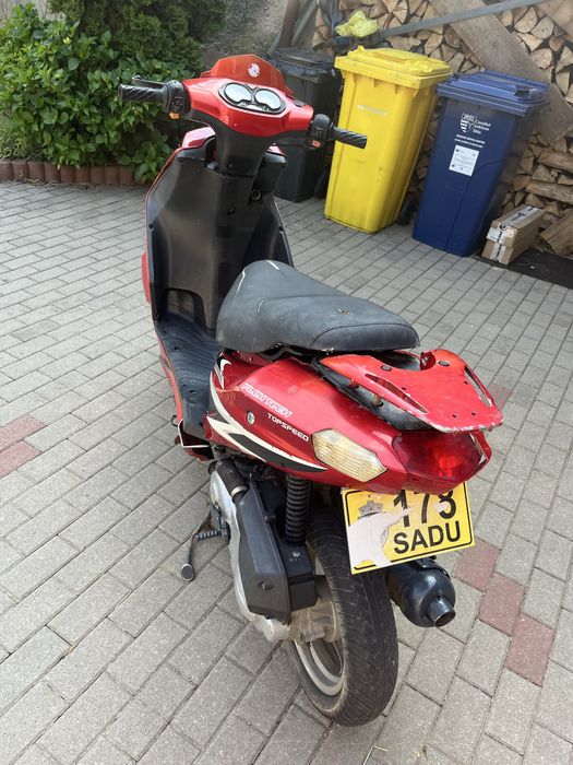 Scutar 80cc cu acte in regula