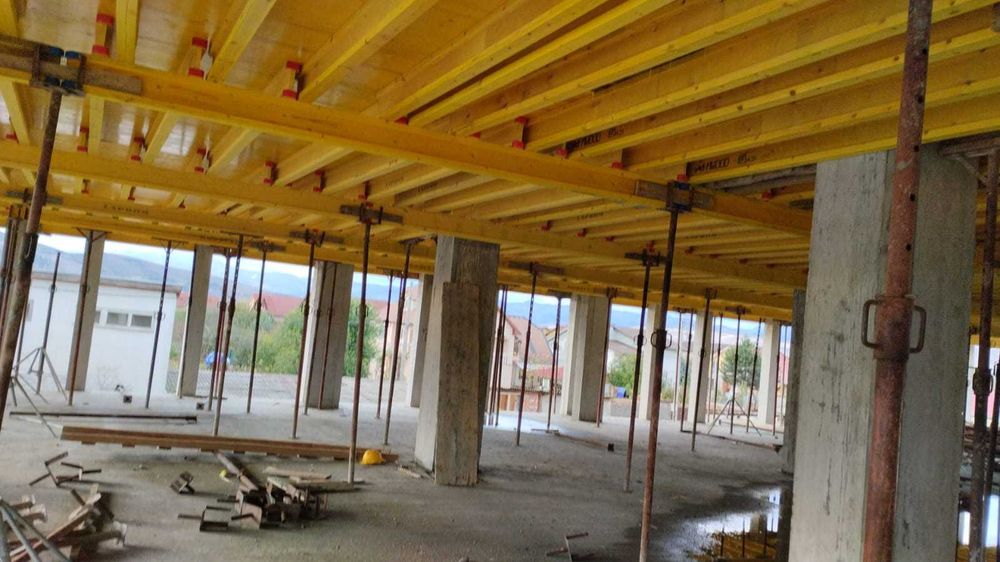 Inchiriem Cofraje pentru planseu