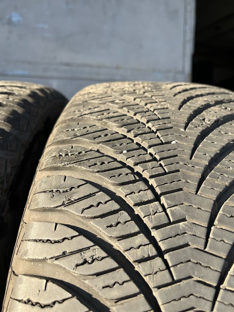 2 бр. всесезонни гуми 205/55/16 GoodYear 7 mm DOT 4717