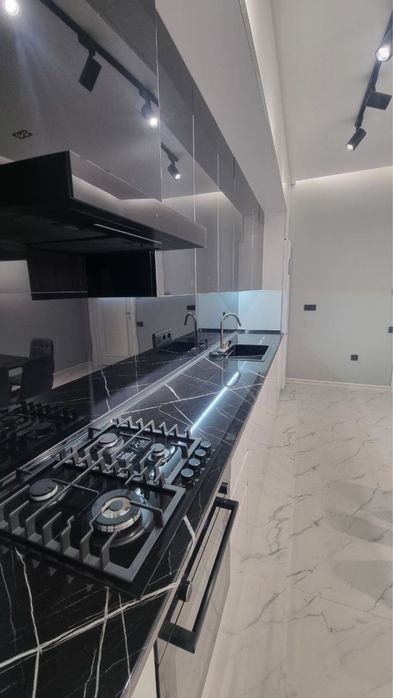 Юнусабад 11-квартал 3/3/10 ЖК Комфорт хаус. СРОЧНО