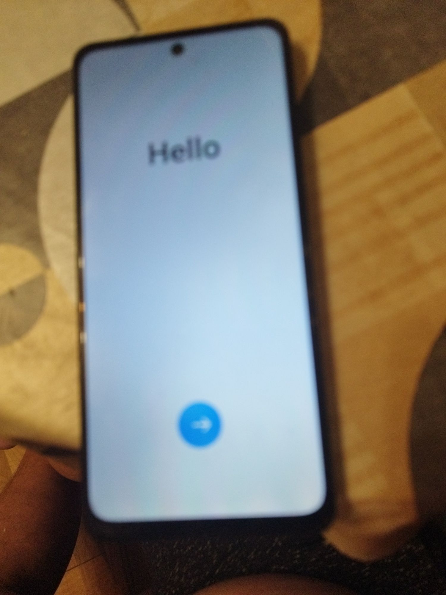 Телефон realme нов