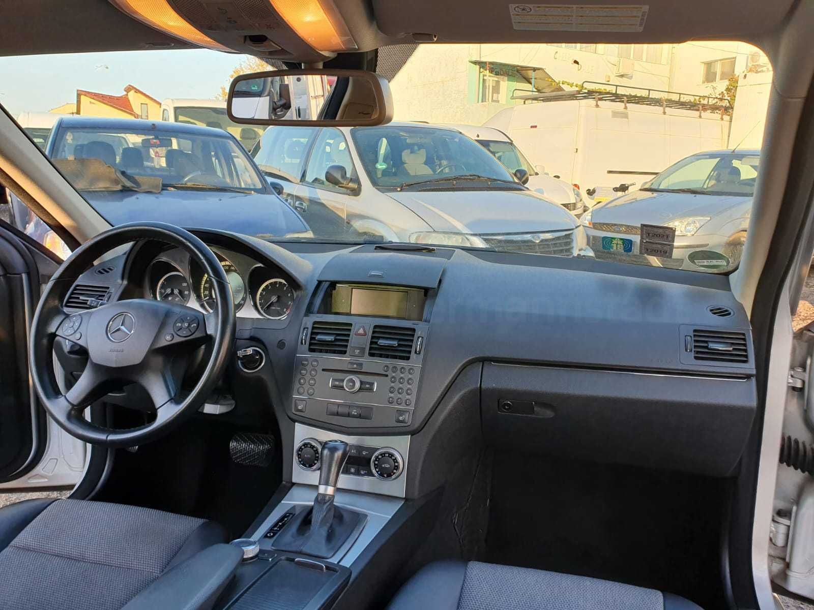 Mercedes Benz C180 1.8i CGI --AVANTGARDE--  Inmatriculat