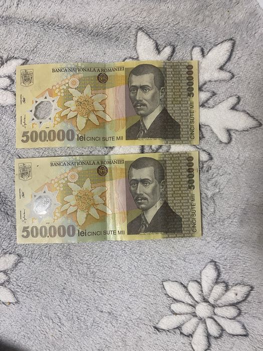 Vand 2 bagnote de 500000 de lei din anul 2000