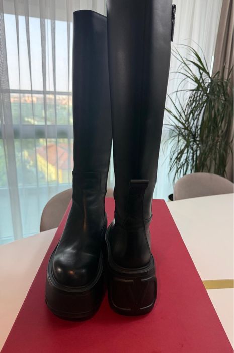 Cizme cu platforma Valentino ORIGINALE