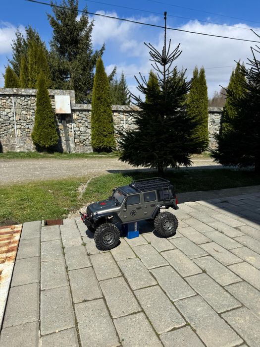 Crawler 1:10 model Absima Sherpa