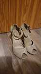 Pantofi decupati marime 37 Graceland