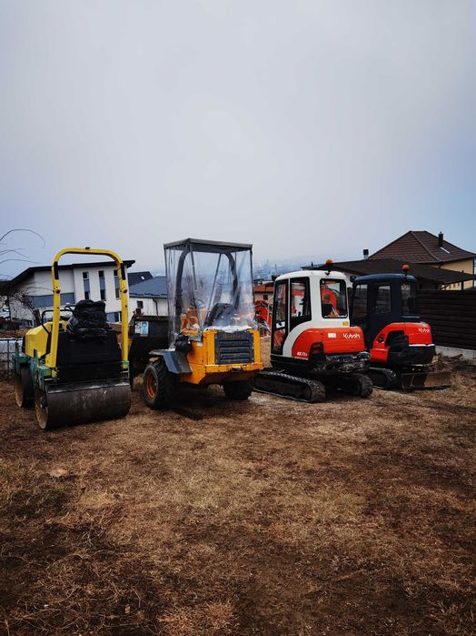 Miniexcavator Dumper Cilindru compactor Basculantă