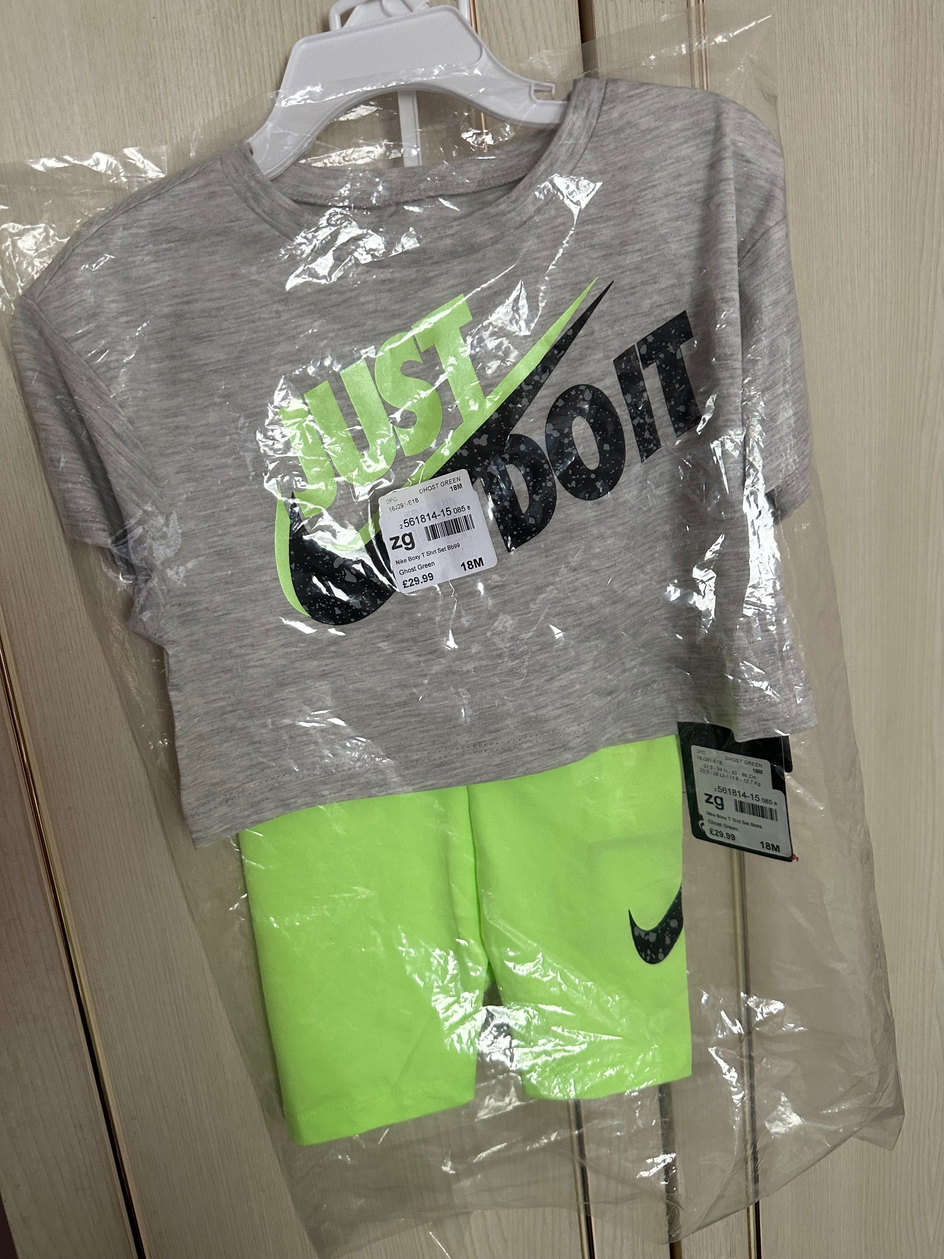 Нови оригинални комплекти NIKE за момичета