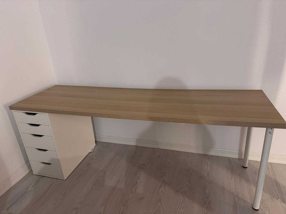 Birou IKEA 2 metrii