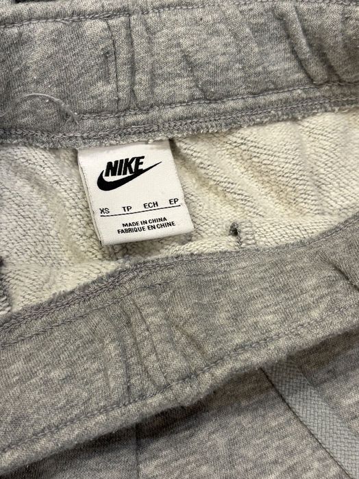 Дамско долнище Nike