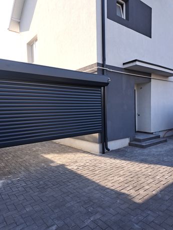 Uși  de garaj și  rulouri exterioare