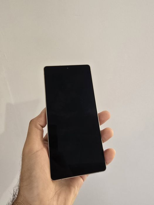 Samsung s25 ultra nou 256gb Accept si unele schimburi