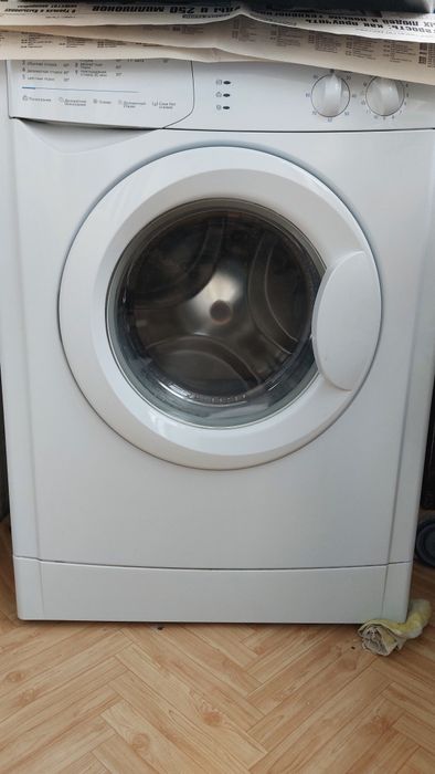 Стиральная машинка Indesit 3.5 л