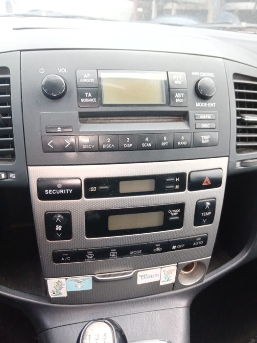 Тойота Корола версо D4D Toyota Corolla verso d4d само на части