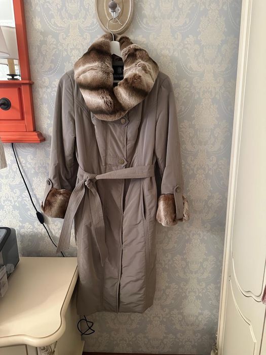 Пальто с натуральным мехом размер 44-46