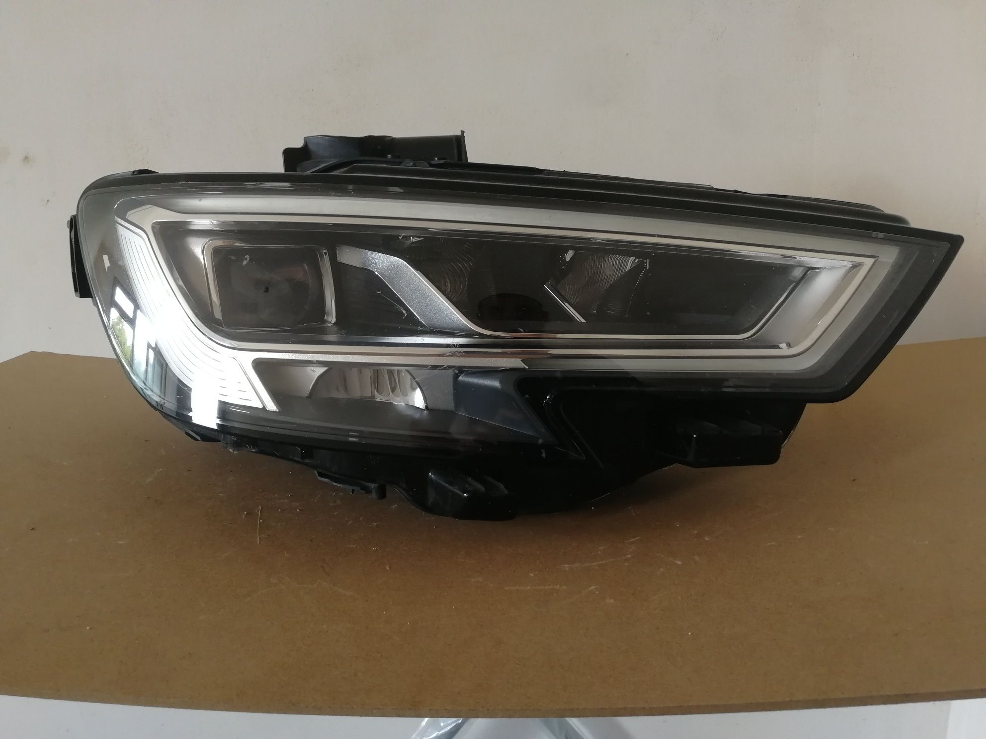 Ляв фар Ауди А3 lqv far audi a3 full led