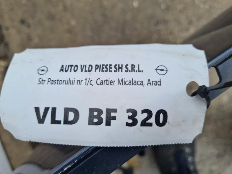 Bara fata cu senzori parcare Opel Zafira B Facelift
