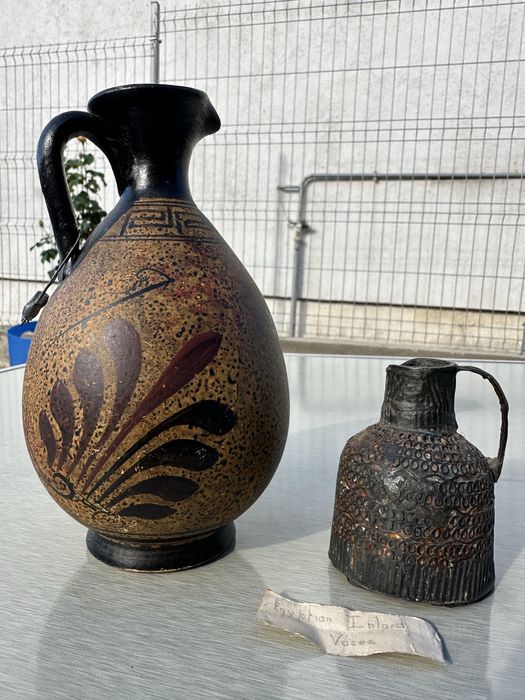 Doua obiecte vechi pret 150