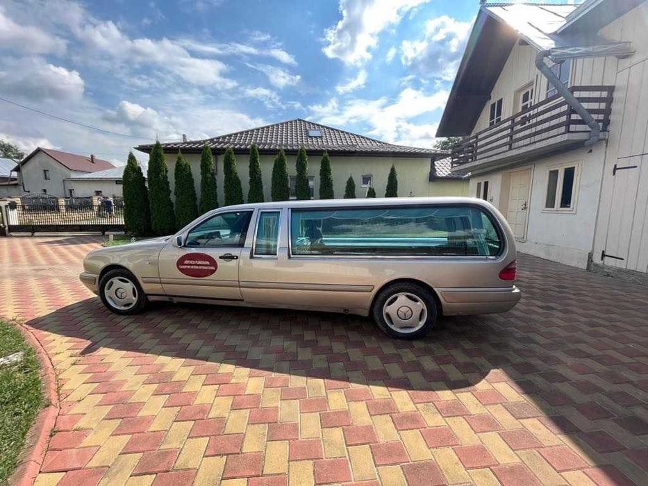 Dric Funerar - Mercedes Benz 210F E290TD