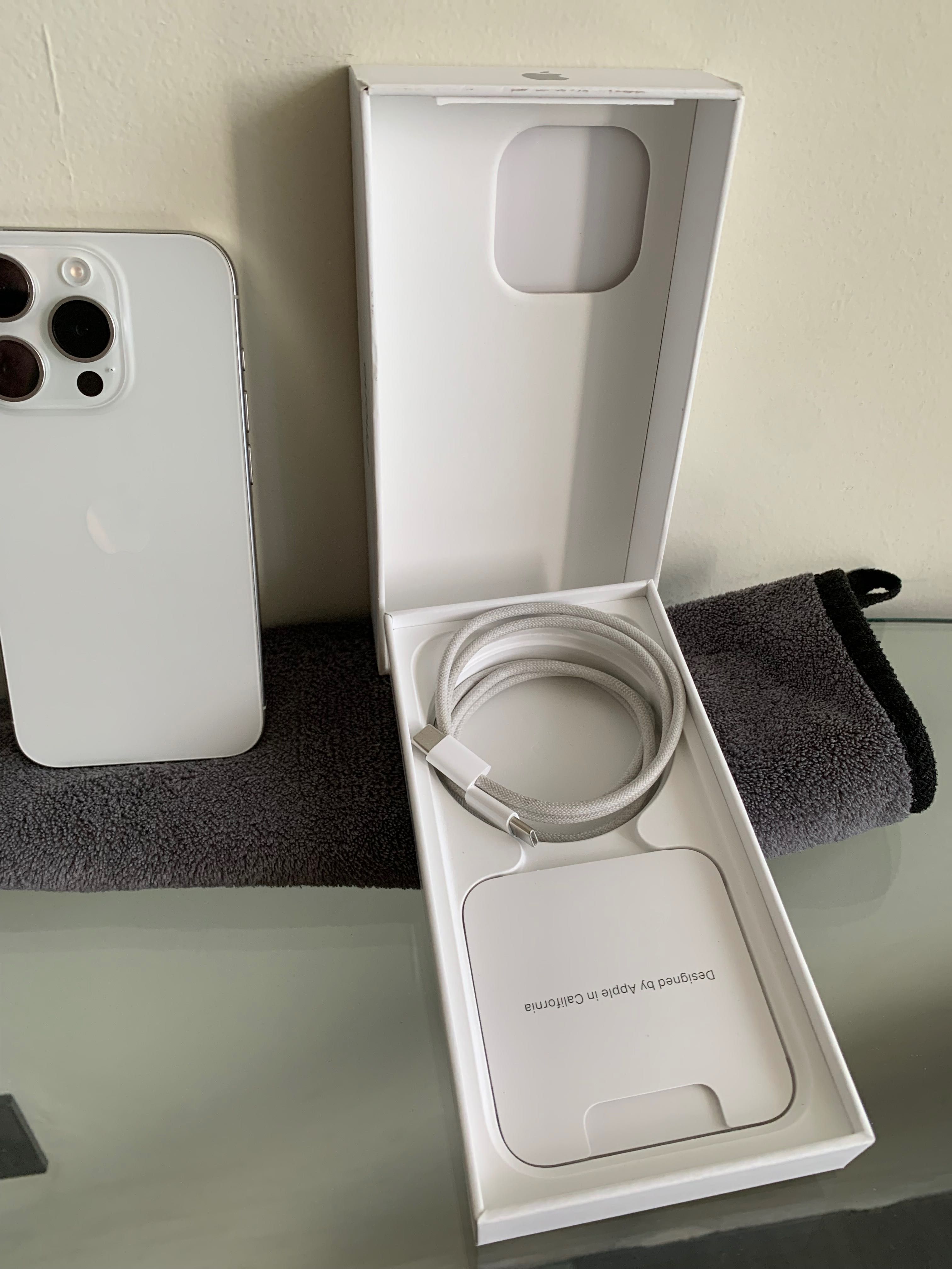 iPhone 15 Pro 256GB White Спешно