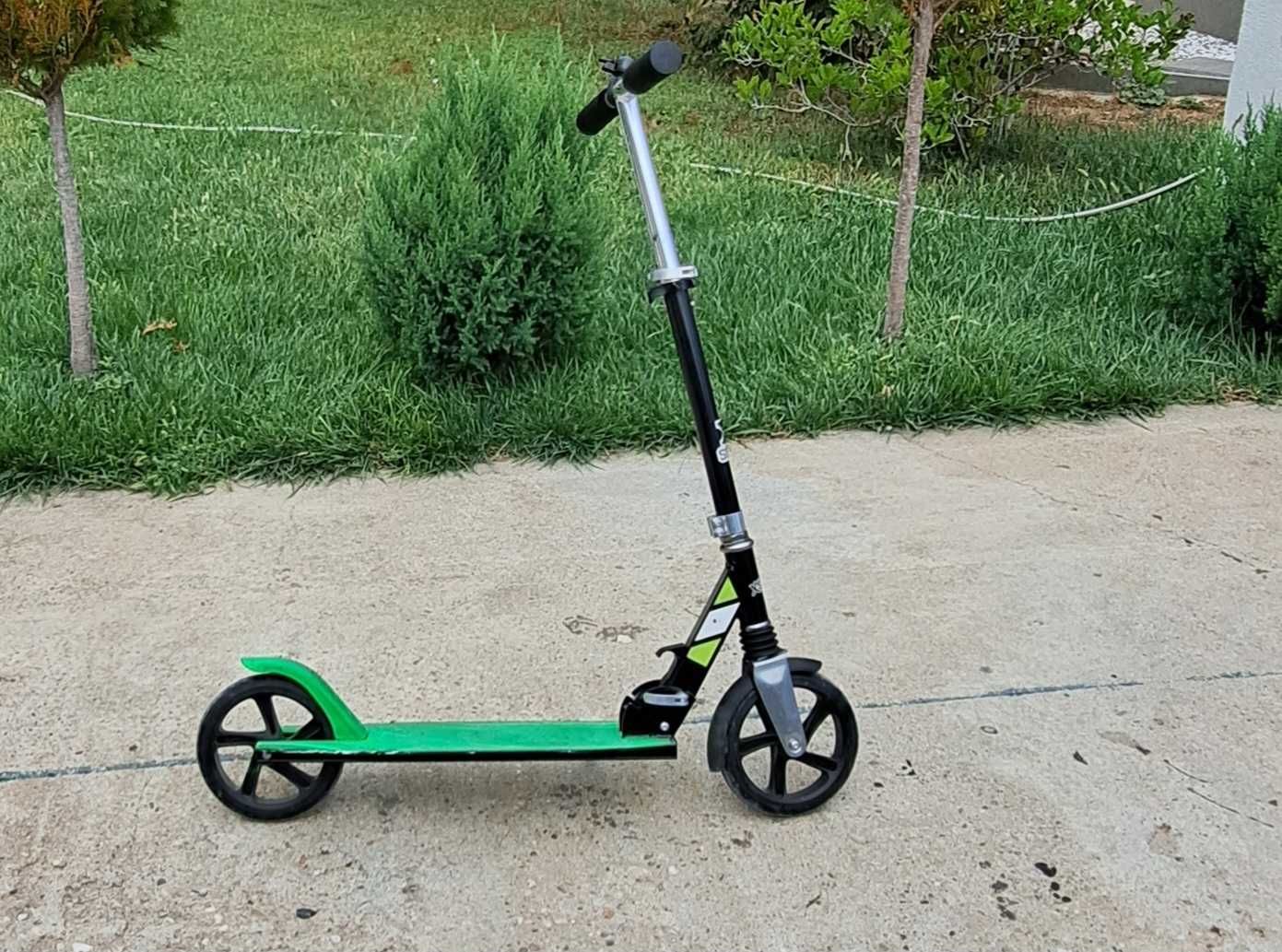 Trotineta mecanica adulti/copii