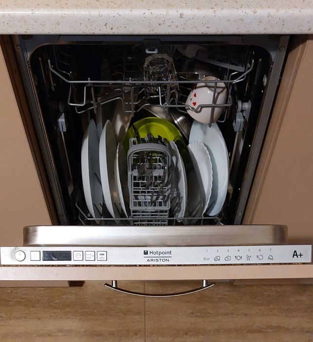 Съдомиялна  45см Hotpoint-Ariston LSTF 7B019 за вграждане