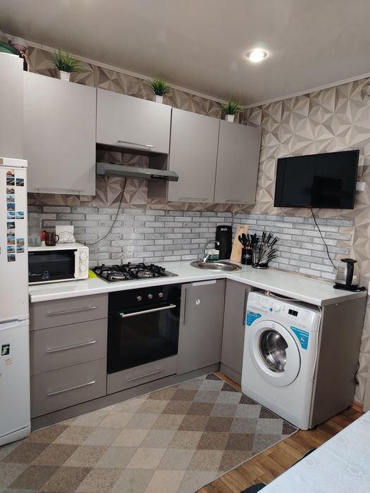 Продам квартиру в двухэтажном доме на Северной стороне