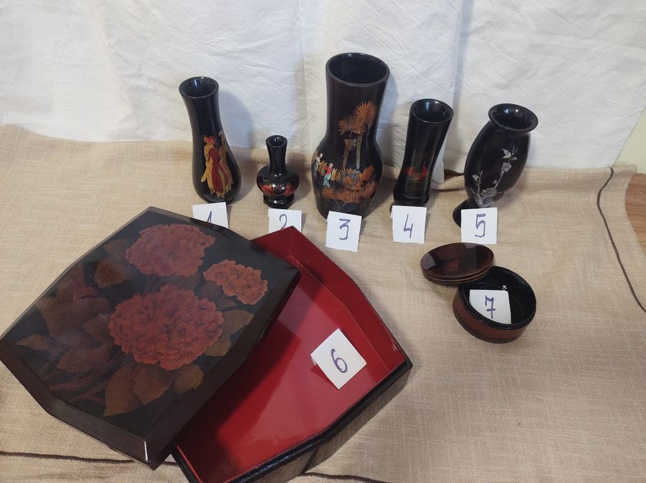 Coletie lemn de piper lacuit vopsit manual vaza si casete VIETNAM