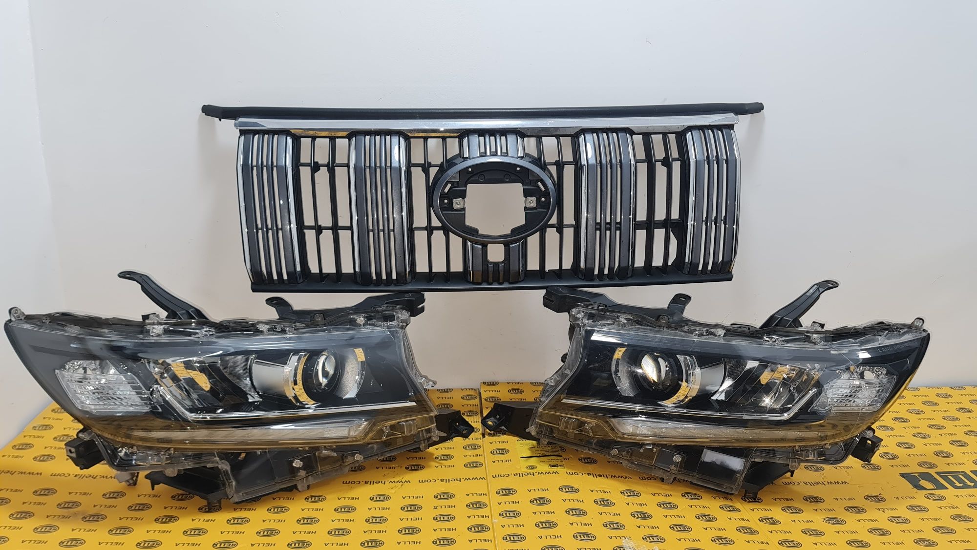 Bara fata grila masca radiator far full led Toyota Land Cruiser Prado