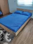 Vând pat 140/200 cm cu saltea superortopedica grosime 20 cm vară-iarnă