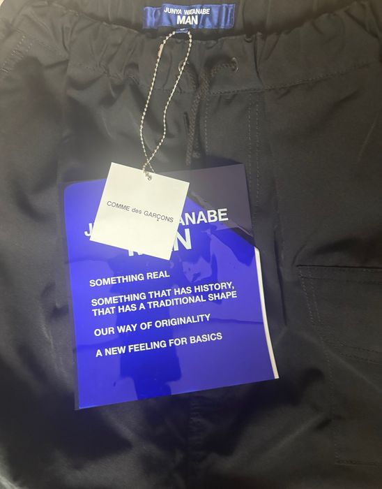 Pantaloni JUNYA Watanabe
MAN