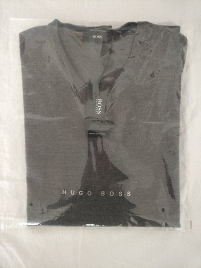 Hugo Boss пуловер Slim-fit V-neck Merino wool Style Baku-E - 50298517