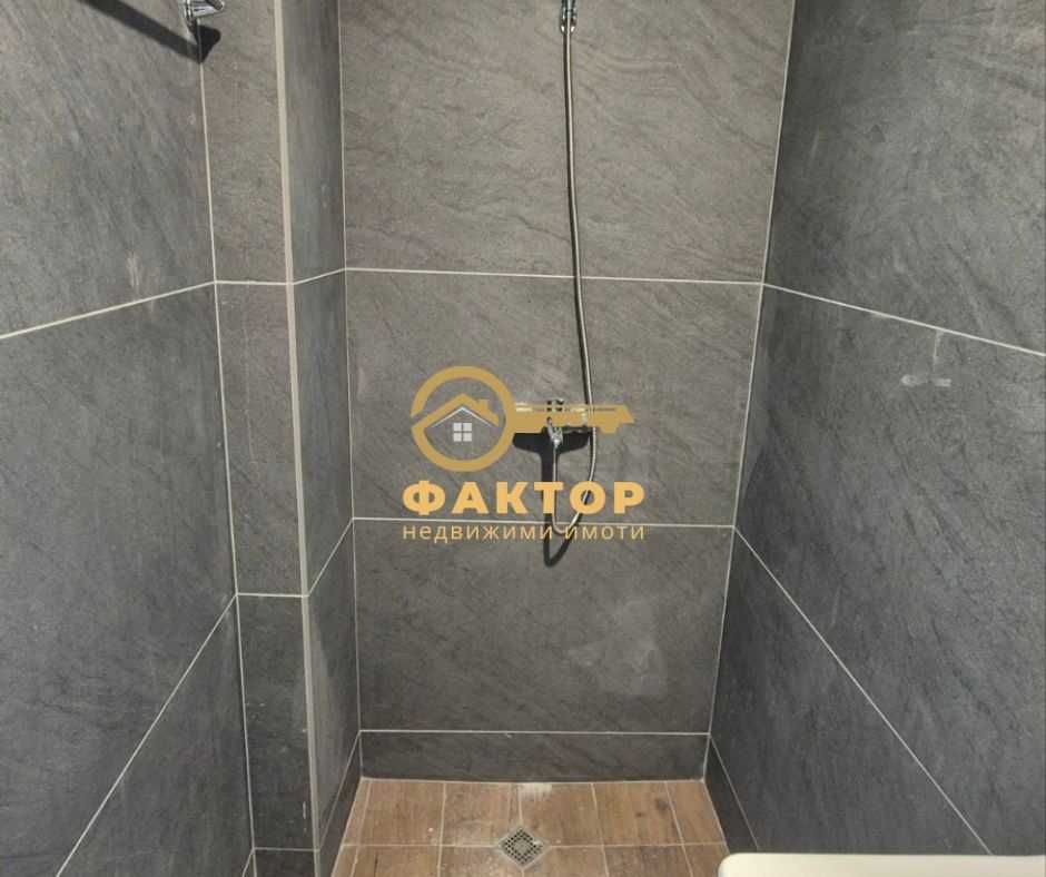 Офис под наем-широк център