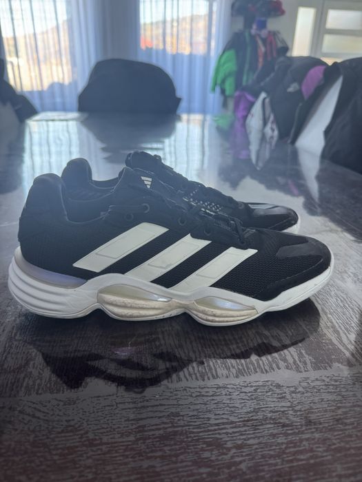 Adidas Stabil 16